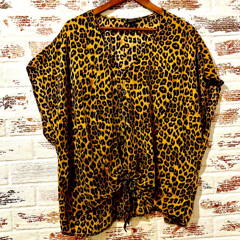 Torrid Leopard Print Boho Chic Tie Front Short Sleeve Shirt Size 4 (4X)